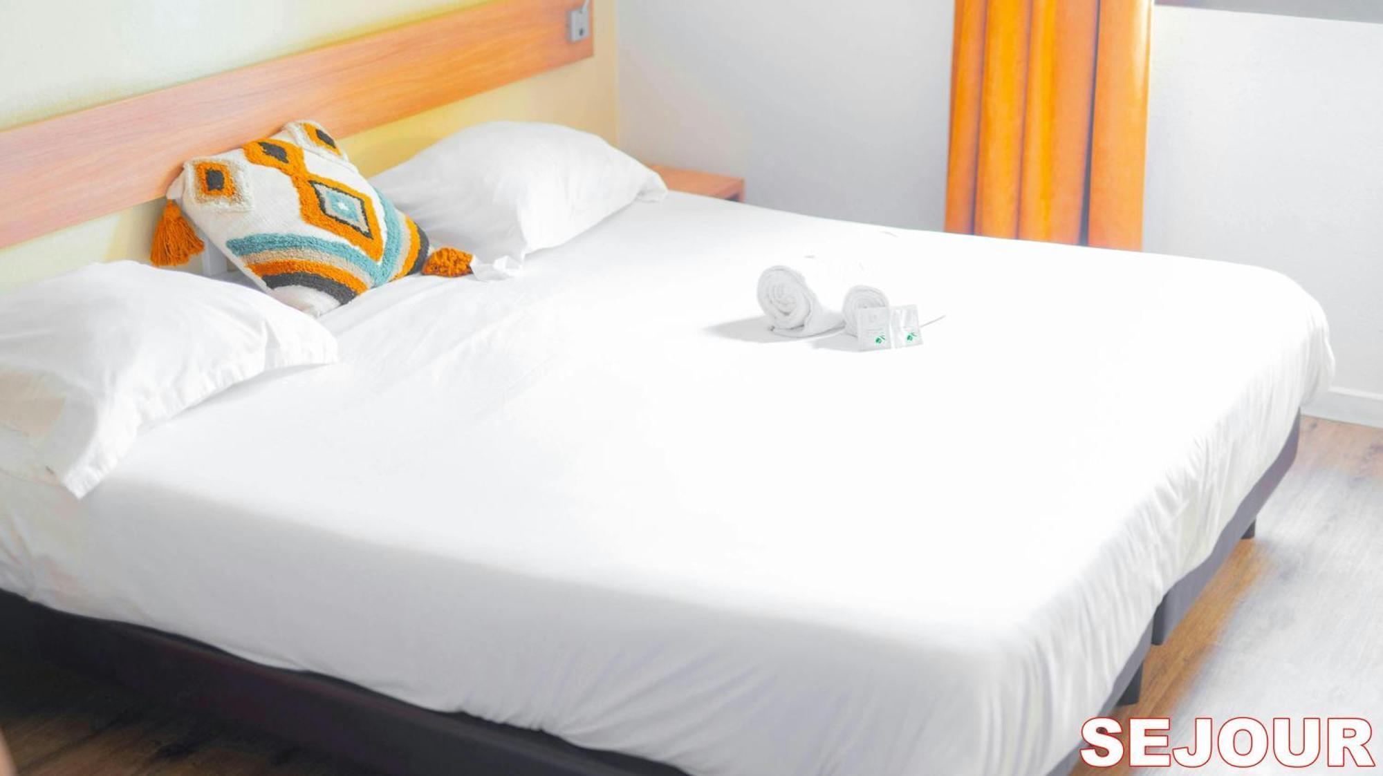 Appartamento Paris Retreat 5 Minutes From Hoche Metroparking Pantin Esterno foto